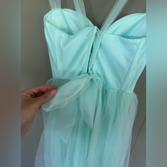 Surreal Lace-Up Back Tulle Midi Dress - Selfie Leslie - Picture 7 of 8